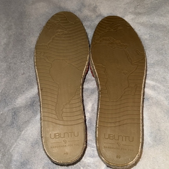 Ubuntu Red canvas Afridrilles (espadrilles) slip on flat shoes Sz 10 new - Picture 12 of 14